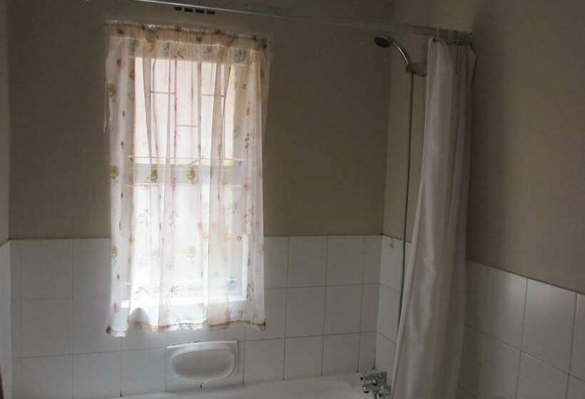 آپارتمان 2 خوابه, Serengeti Self Catering Units