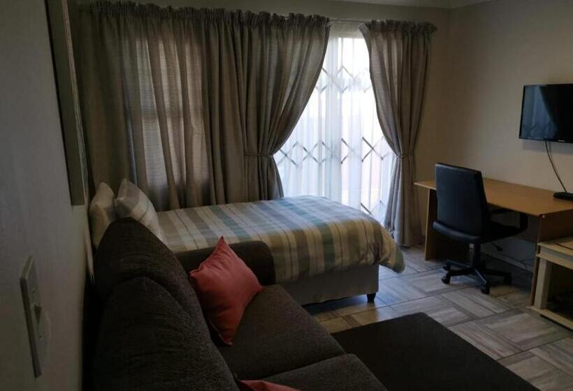 آپارتمان 2 خوابه, Serengeti Self Catering Units