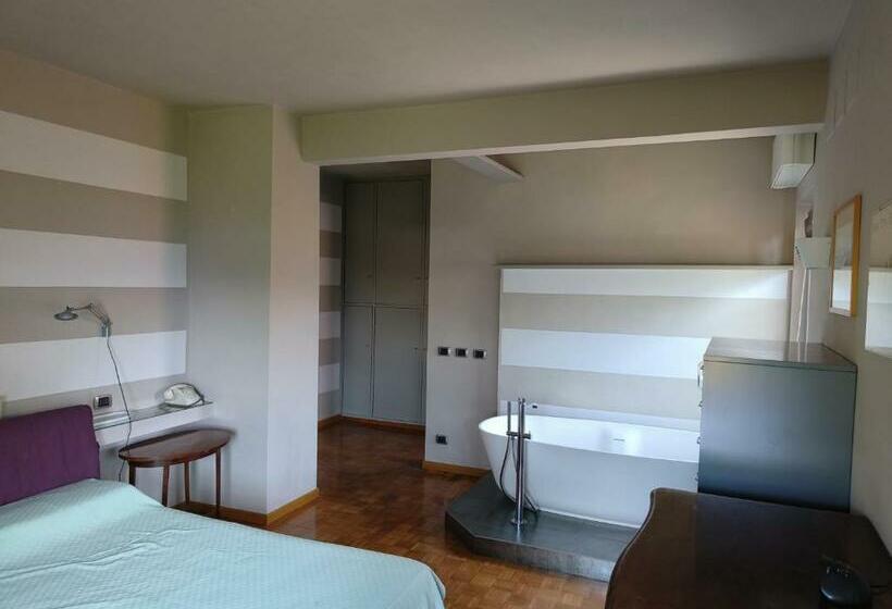 اتاق لوکس با چشم‌انداز دریا, B&b La Taverna Di Mulinetti