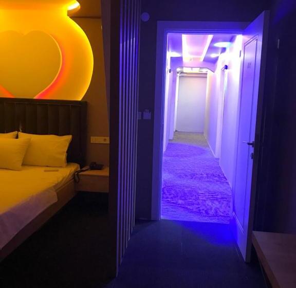 اتاق استاندارد, Mari̇t Blue Otel