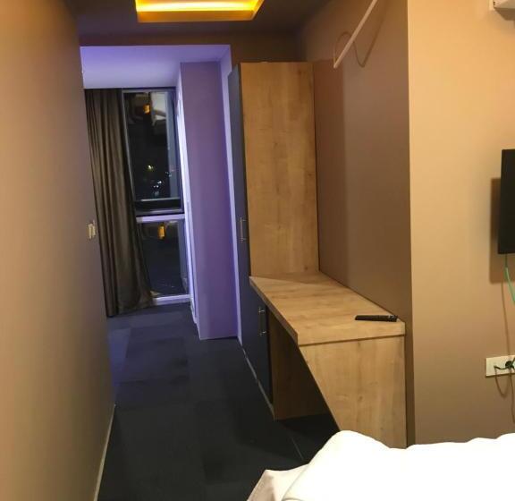 اتاق استاندارد, Mari̇t Blue Otel
