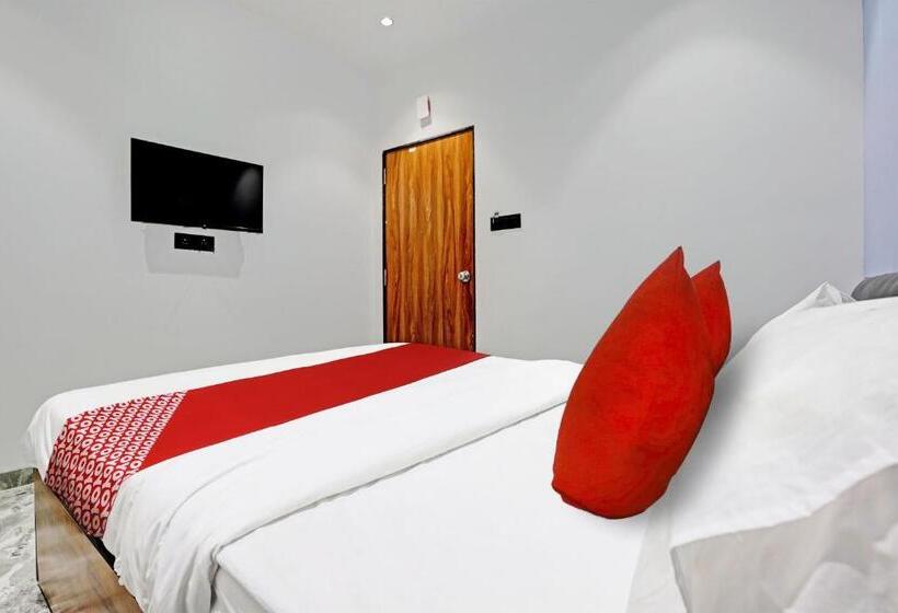 اتاق استاندارد, Oyo Flagship Hotel Laksh View