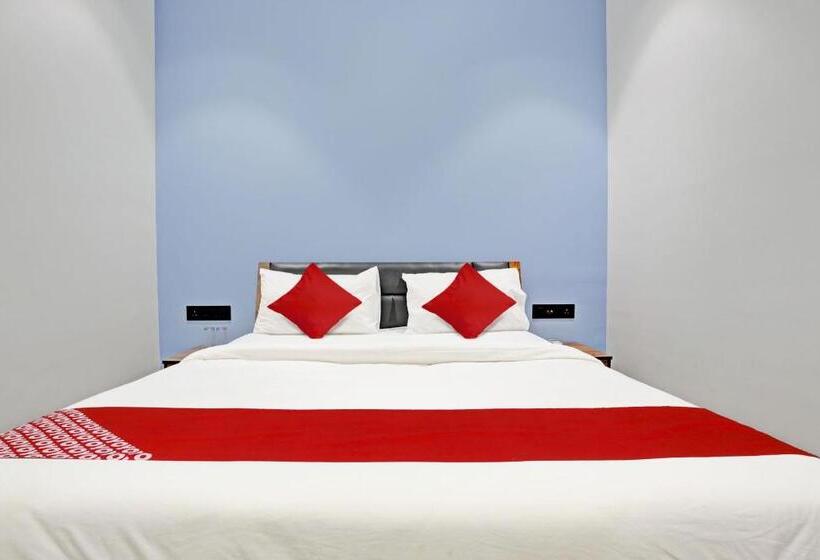 اتاق استاندارد, Oyo Flagship Hotel Laksh View