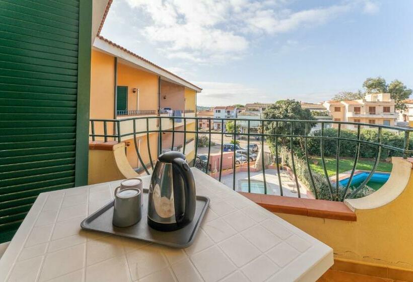 آپارتمان 1 خوابه, Isa Residence With Swimming Pool In Santa Teresa Di Gallura, Apartments With Air Conditioning And Pr