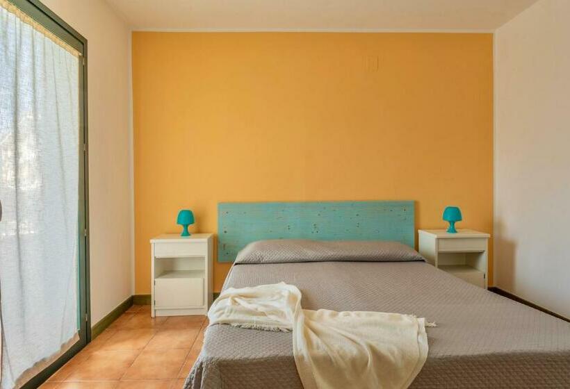 آپارتمان 1 خوابه, Isa Residence With Swimming Pool In Santa Teresa Di Gallura, Apartments With Air Conditioning And Pr