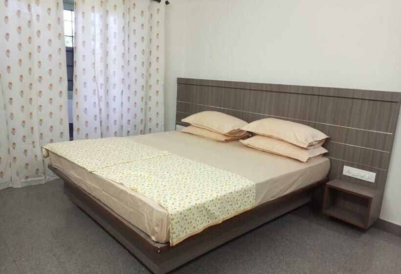 اتاق لوکس, Transit Nest   Near Madurai Airport