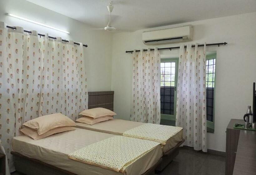 اتاق لوکس, Transit Nest   Near Madurai Airport