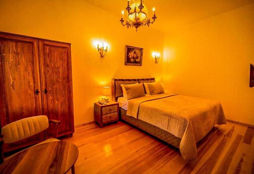 سوییت, Portofino Urla Boutique