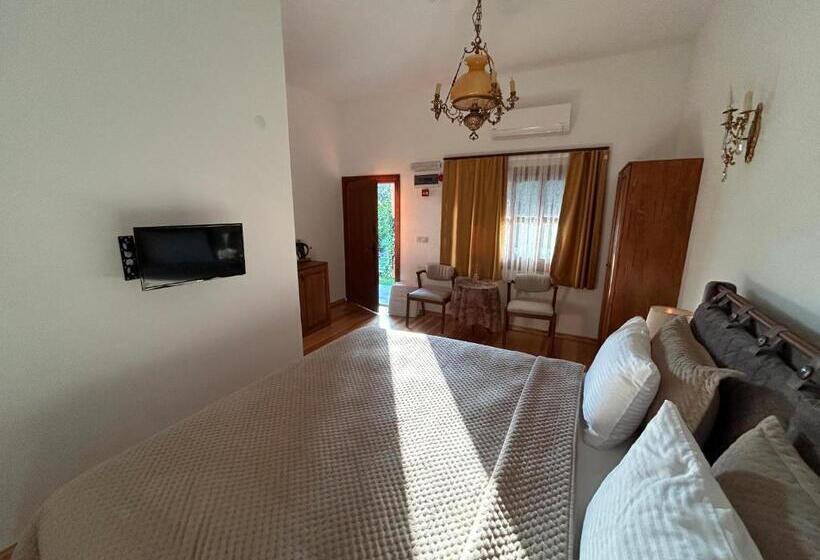 سوییت, Portofino Urla Boutique