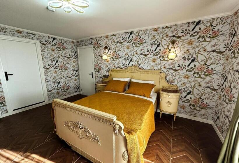 سوییت جونیور, Portofino Urla Boutique
