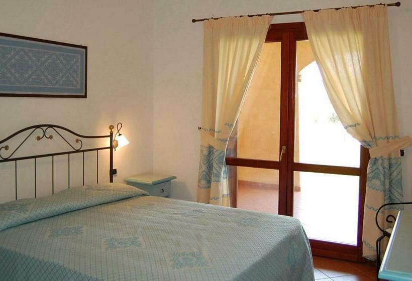 آپارتمان 2 خوابه, Residence With Private Beach In Marinella