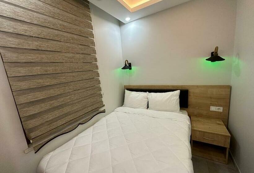 آپارتمان 1 خوابه, Mass Otel