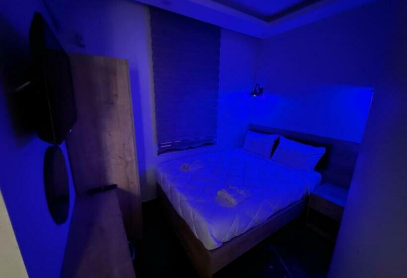 آپارتمان 1 خوابه, Mass Otel
