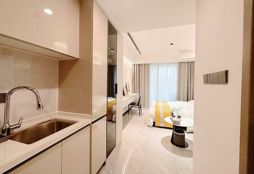 استودیو استاندارد با بالکن, Canopy Executive Apartments   Liuxian Cave Headquarters