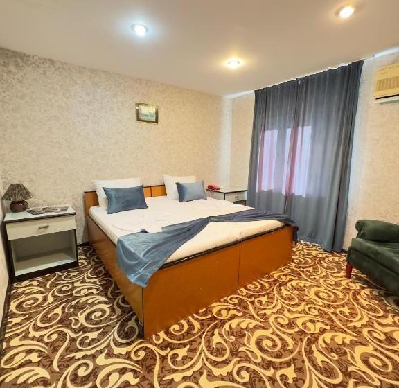 اتاق استاندارد, Rosemary Inn