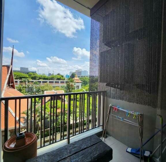 آپارتمان سوپریور 1 خوابه, The Astra Condo Large Room 50 Sqm ,sauna And Rooftop Pool