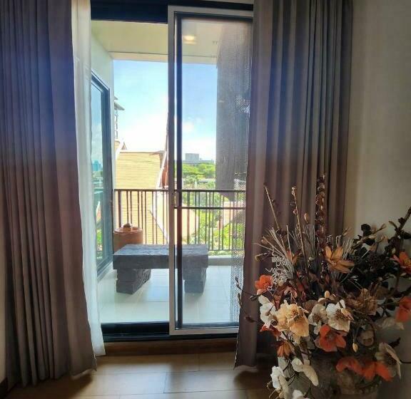 آپارتمان سوپریور 1 خوابه, The Astra Condo Large Room 50 Sqm ,sauna And Rooftop Pool