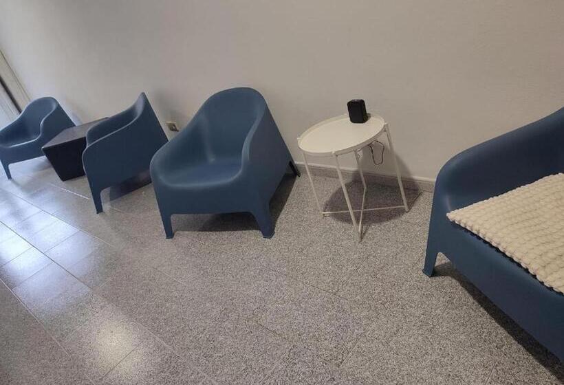 اتاق خانوادگی با سرویس بهداشتی مشترک, Casa Augusta 3