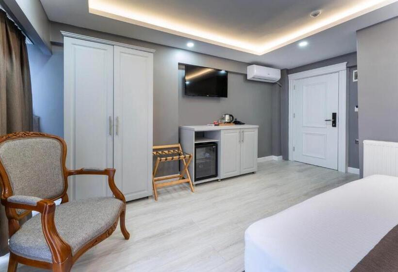 اتاق سوپریور سه تخته, Classio Suite