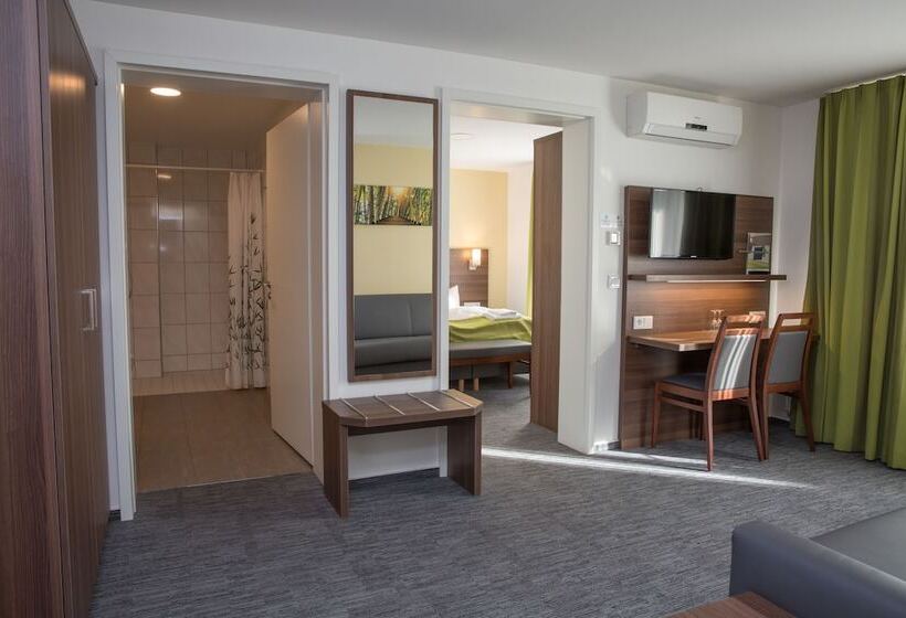 اتاق استاندارد سه نفره, Goethe Conference Hotel By Trip Inn