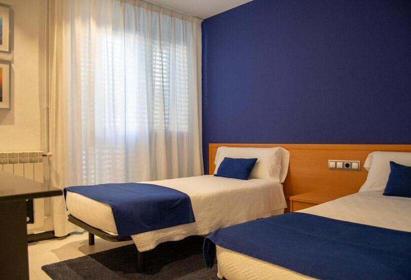 اتاق استاندارد, Hostal Apolo