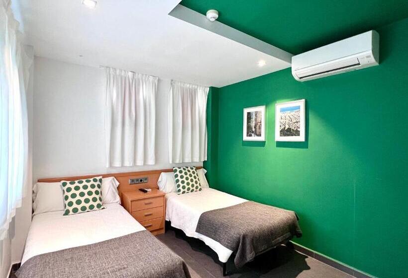 اتاق استاندارد با سرویس بهداشتی مشترک, Hostal Apolo