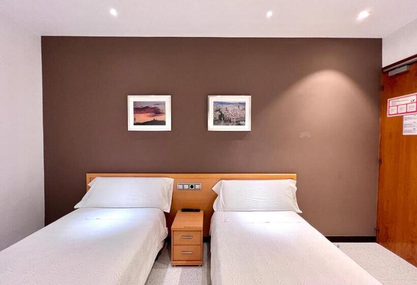 اتاق استاندارد با سرویس بهداشتی مشترک, Hostal Apolo
