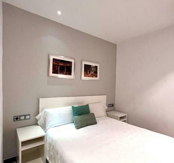 اتاق استاندارد, Hostal Apolo