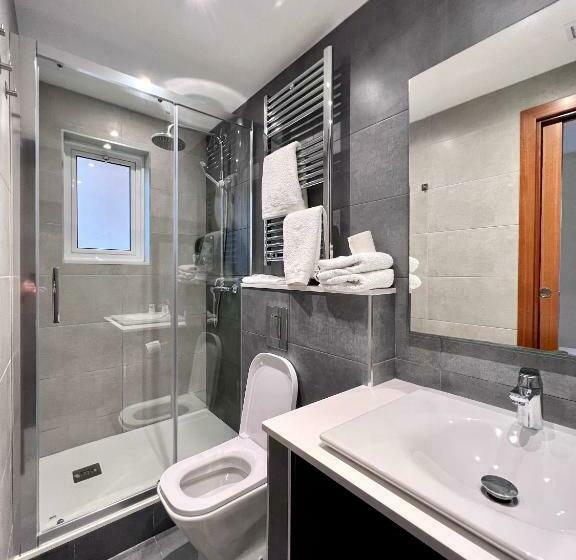 اتاق استاندارد, Hostal Apolo