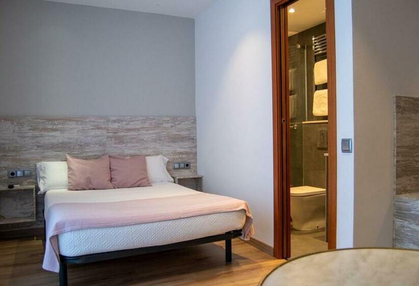 اتاق استاندارد, Hostal Apolo