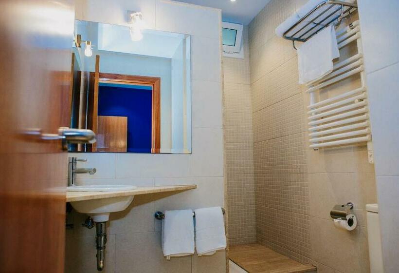 اتاق استاندارد, Hostal Apolo