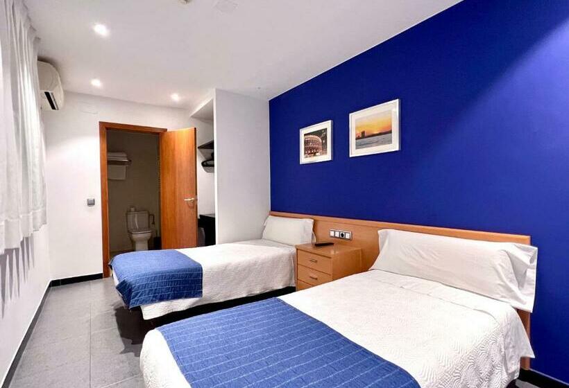 اتاق استاندارد, Hostal Apolo