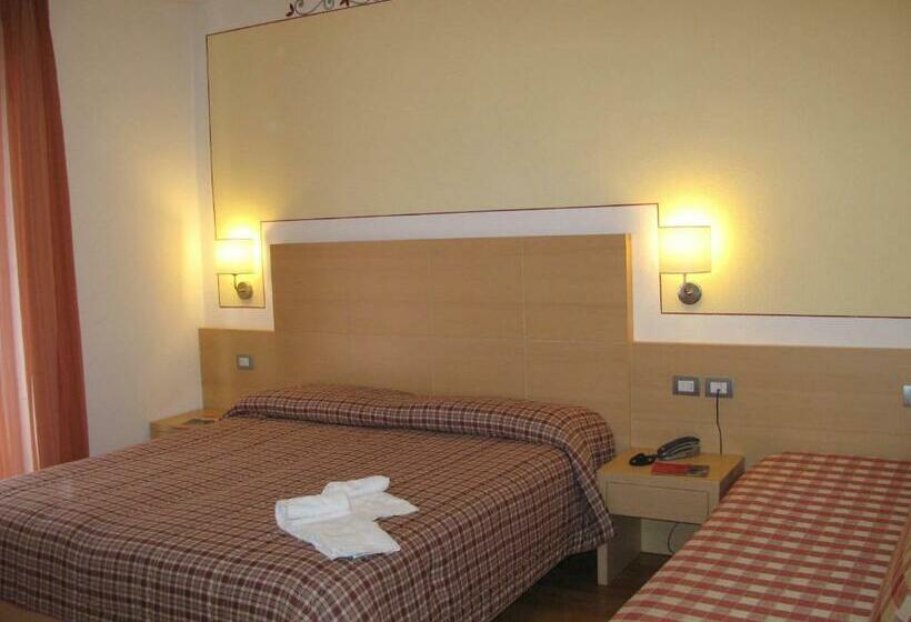 اتاق استاندارد سه نفره, Alphotel Milano