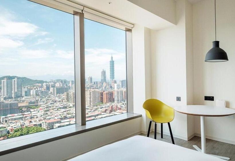 اتاق استاندارد با چشم‌انداز, Amba Taipei Songshan