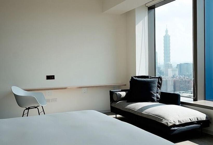 Standaard Studio, Amba Taipei Songshan