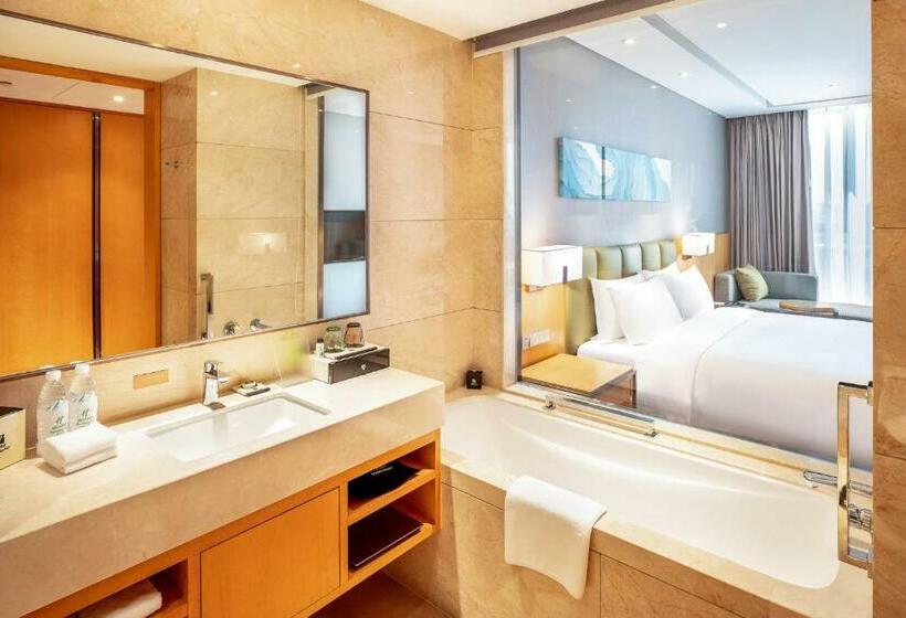 اتاق استاندارد با تخت بزرگ, Holiday Inn Neijiang Riverside