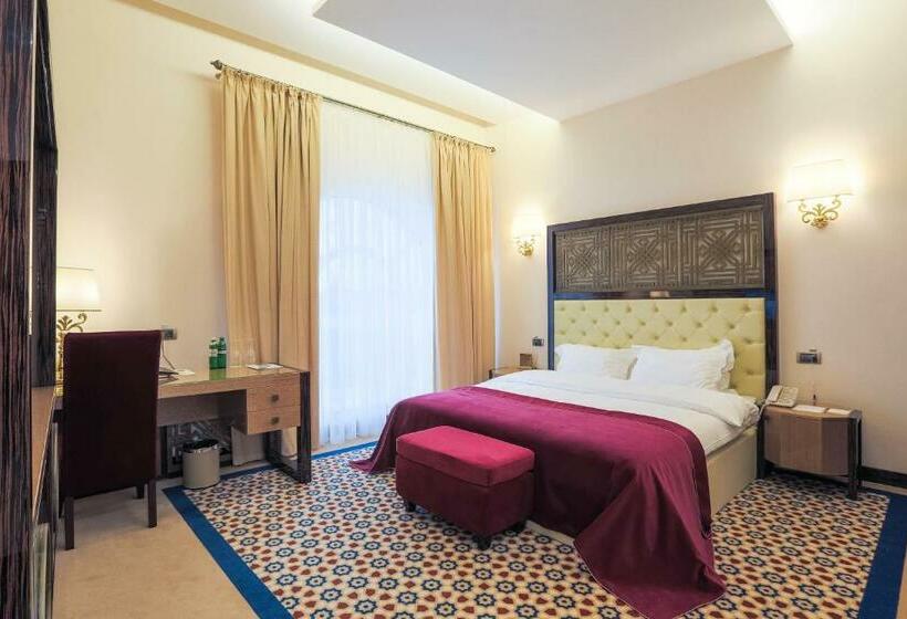 اتاق استاندارد با چشم‌انداز باغ, Kadorr  Resort & Spa