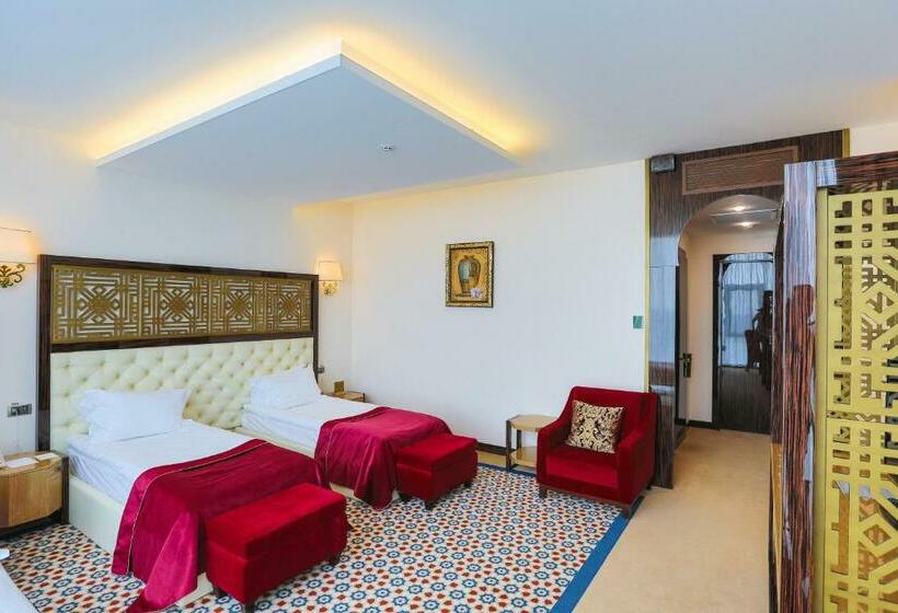 اتاق استاندارد با چشم‌انداز دریا, Kadorr Hotel Resort & Spa
