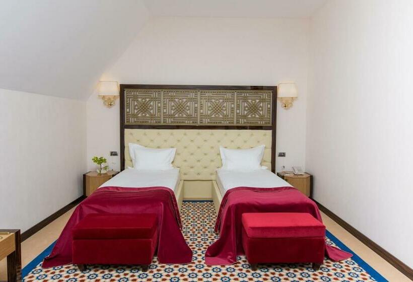 اتاق استاندارد با چشم‌انداز باغ, Kadorr Hotel Resort & Spa