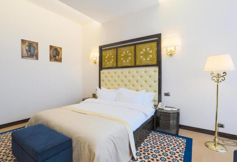 اتاق استاندارد با چشم‌انداز دریا, Kadorr Hotel Resort & Spa