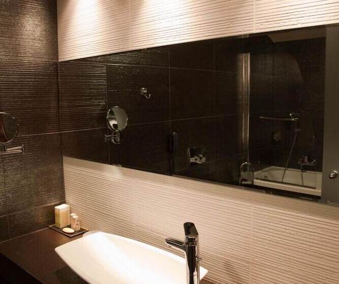 سوییت, Kalavrita Canyon Hotel & Spa