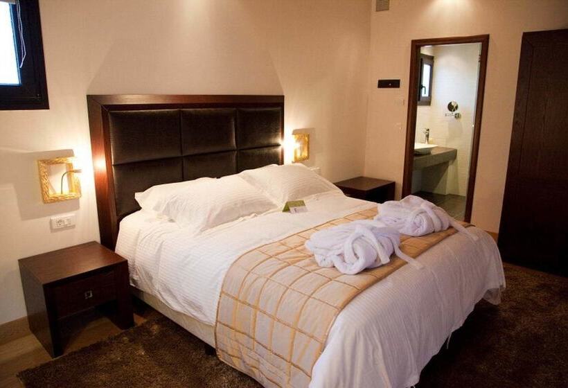 سوییت, Kalavrita Canyon Hotel & Spa