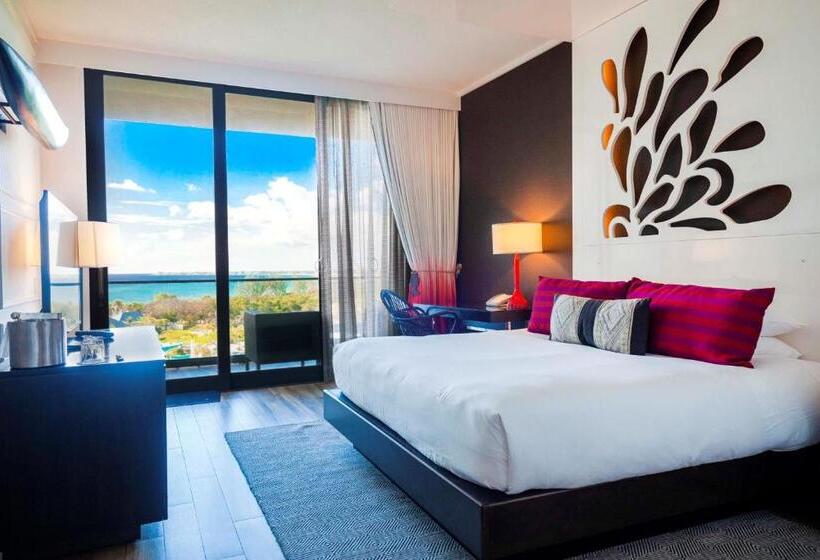 سوییت با چشم‌انداز دریا, Kimpton Seafire Resort + Spa, An Ihg