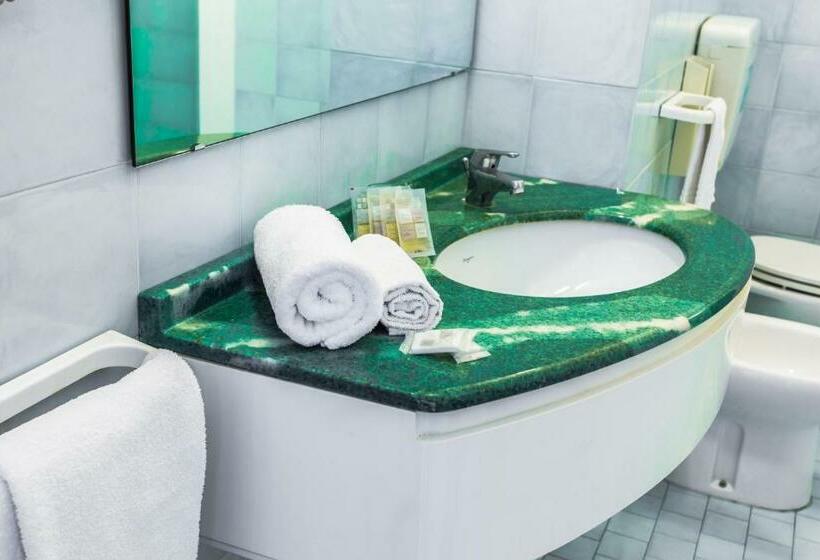 استودیوی استاندارد, Lido Hotel Residence