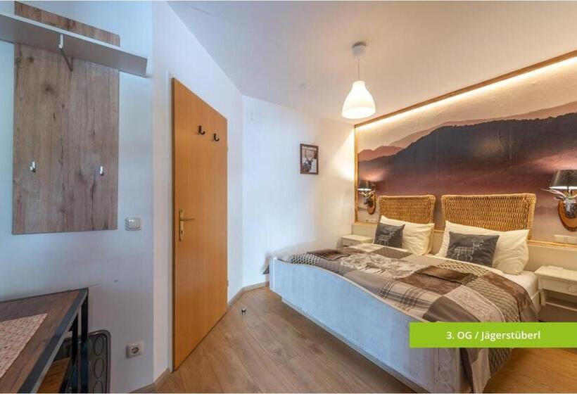 اتاق عادی, Platzhirsch Zur Alten Wagnerei Gästehaus