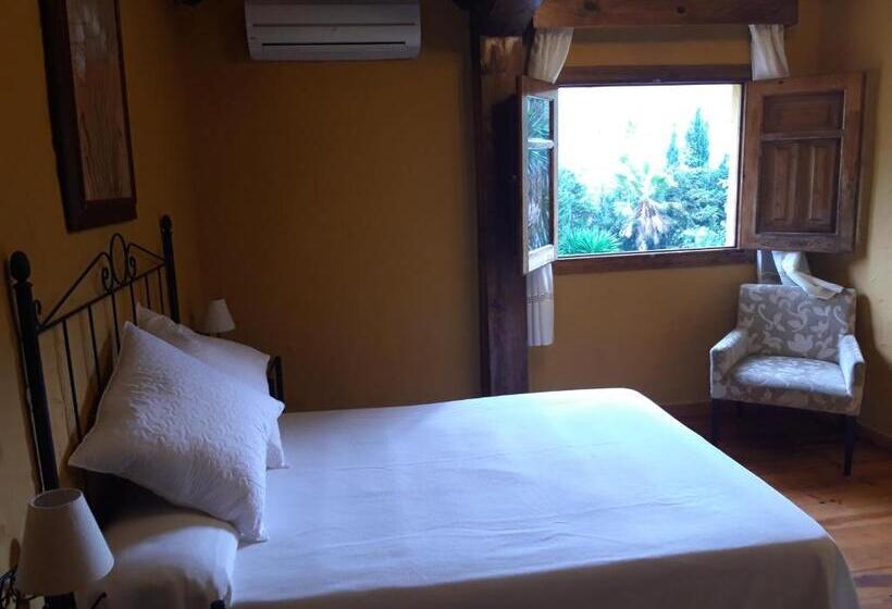 اتاق سوپریور, Restaurante Las Buitreras