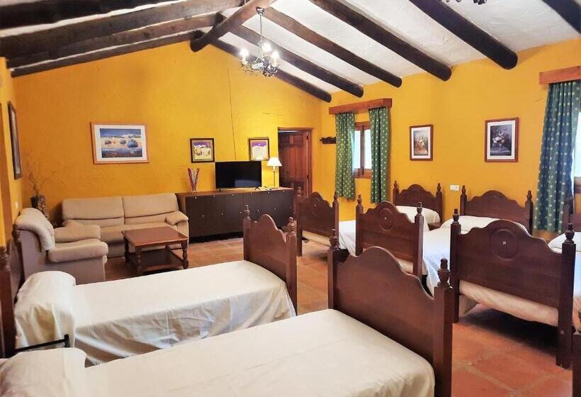 اتاق سوپریور خانوادگی, Restaurante Las Buitreras
