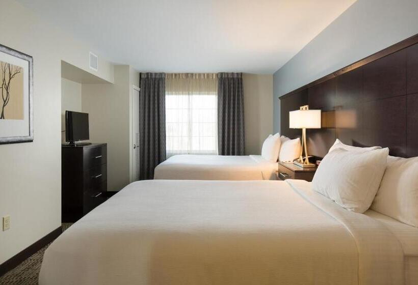 Suite 2 Dormitoris, Staybridge Suites Corona South, An Ihg