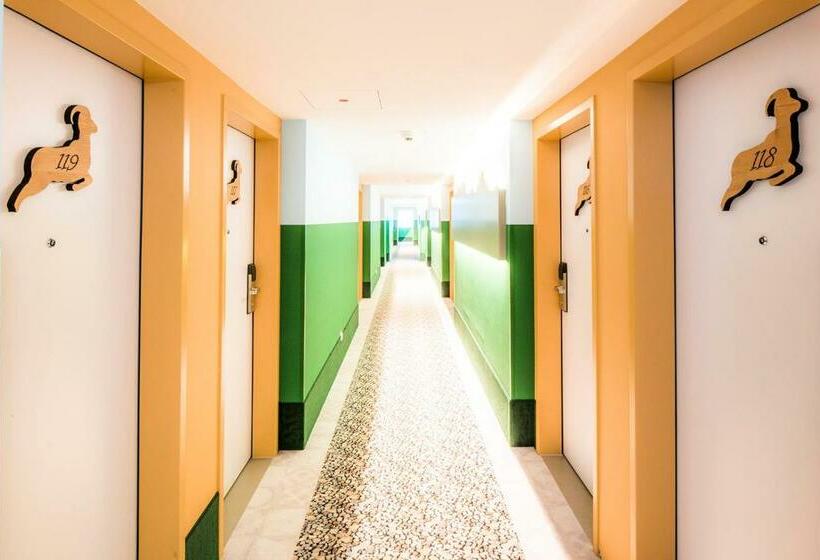 اتاق استاندارد یک نفره, Hey Lou Hotel Piding