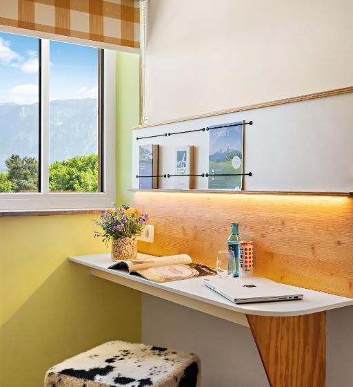 اتاق استاندارد سه نفره, Hey Lou Hotel Piding